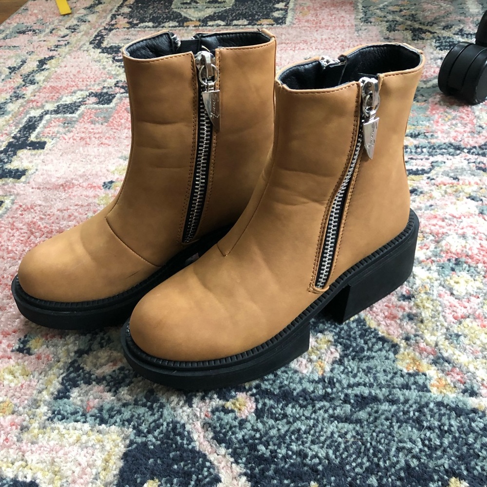 Chunky platform combat boots